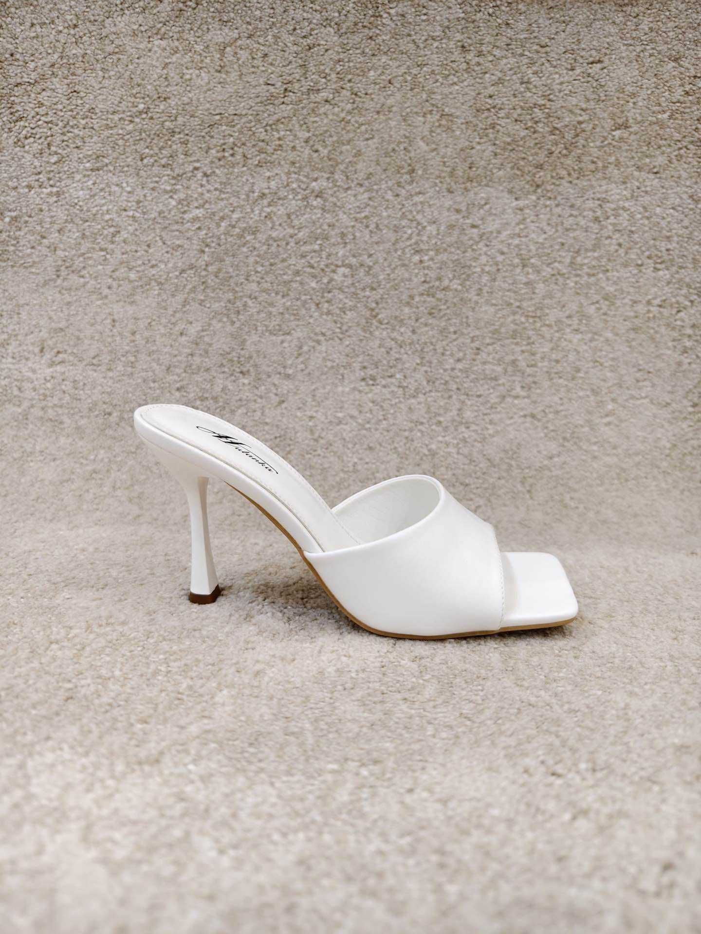 Women's High Heel Slip On Mule – Wholesale Bulk Pack (12 Pairs)